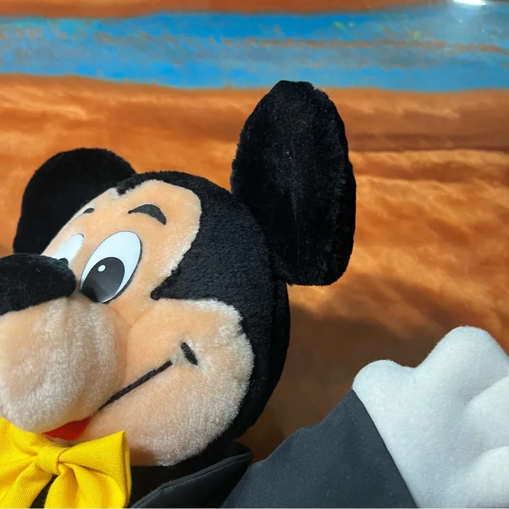 Vintage Disneyland Minnie and Mickey Plush 18” made in Korea